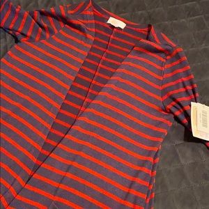 Long sweater with pockets